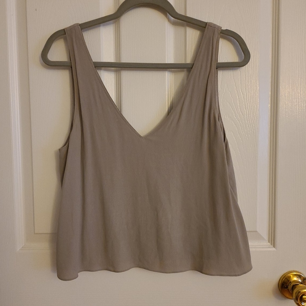 Aritzia Wilfred Free top